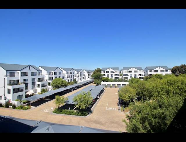 2 BEDROOM PROPERTY TO RENT IN DE VELDE